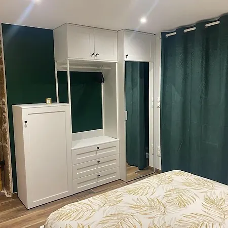 Le Clos De Narco Apartman *
